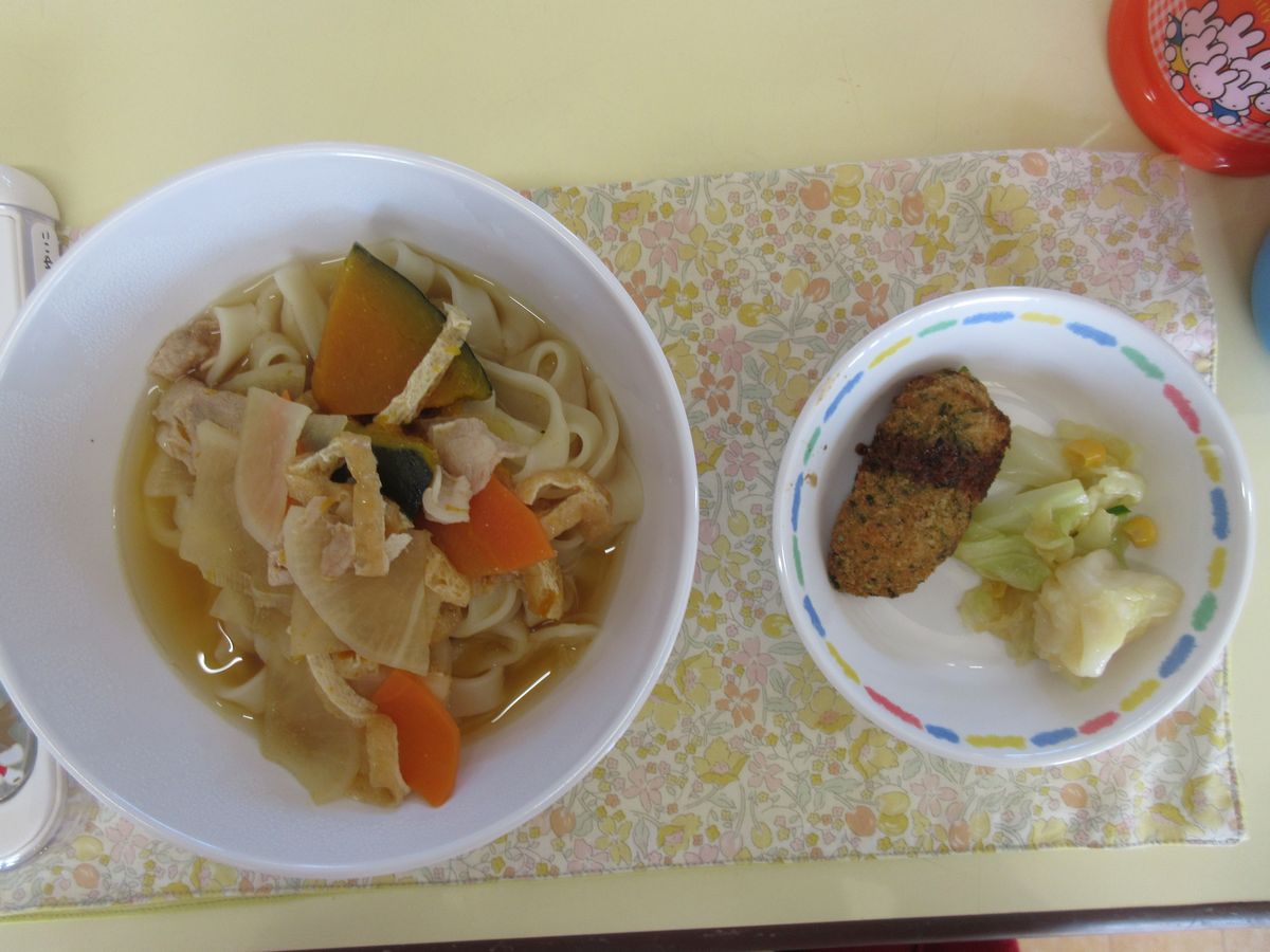 給食 (1) 給食 (1)