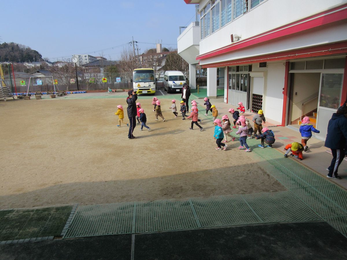 2歳外 (4) 2歳外 (4)