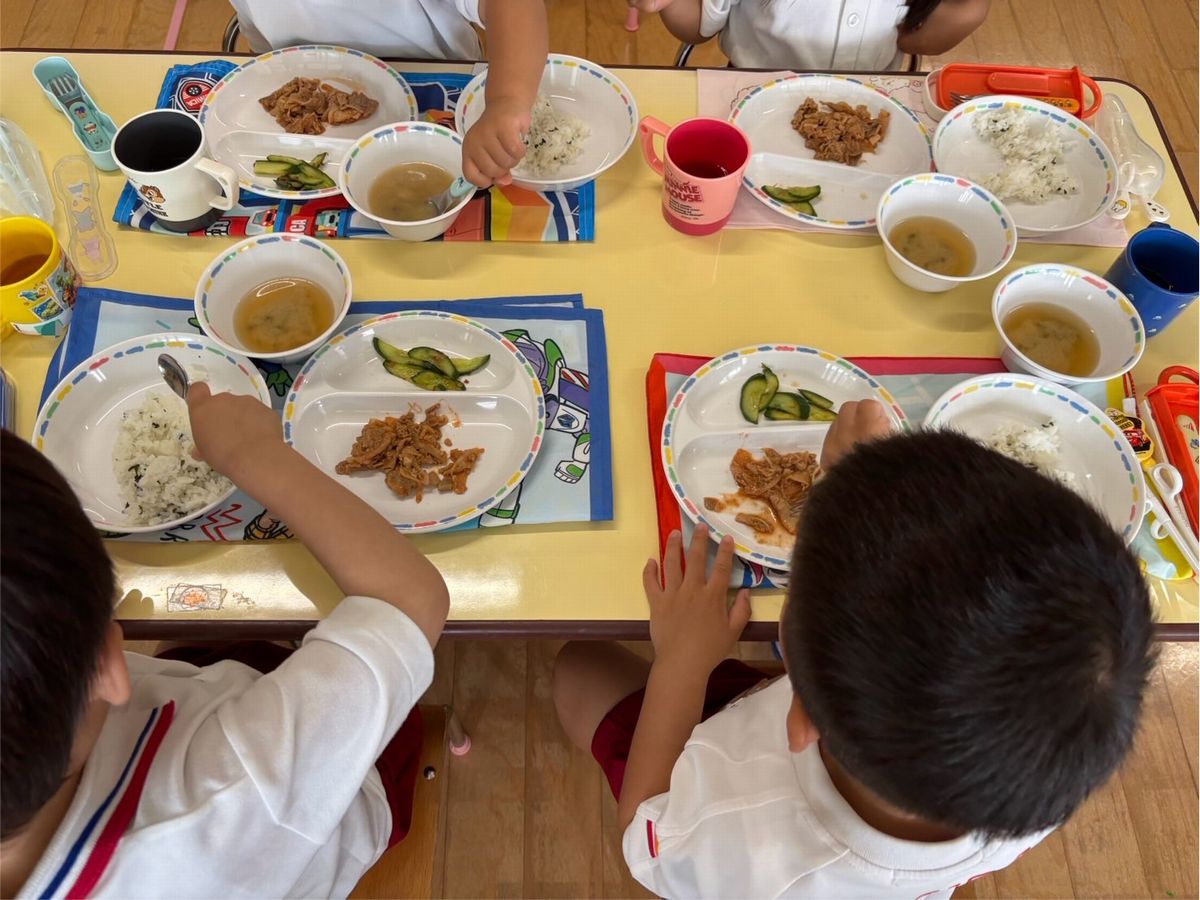 給食2 給食2