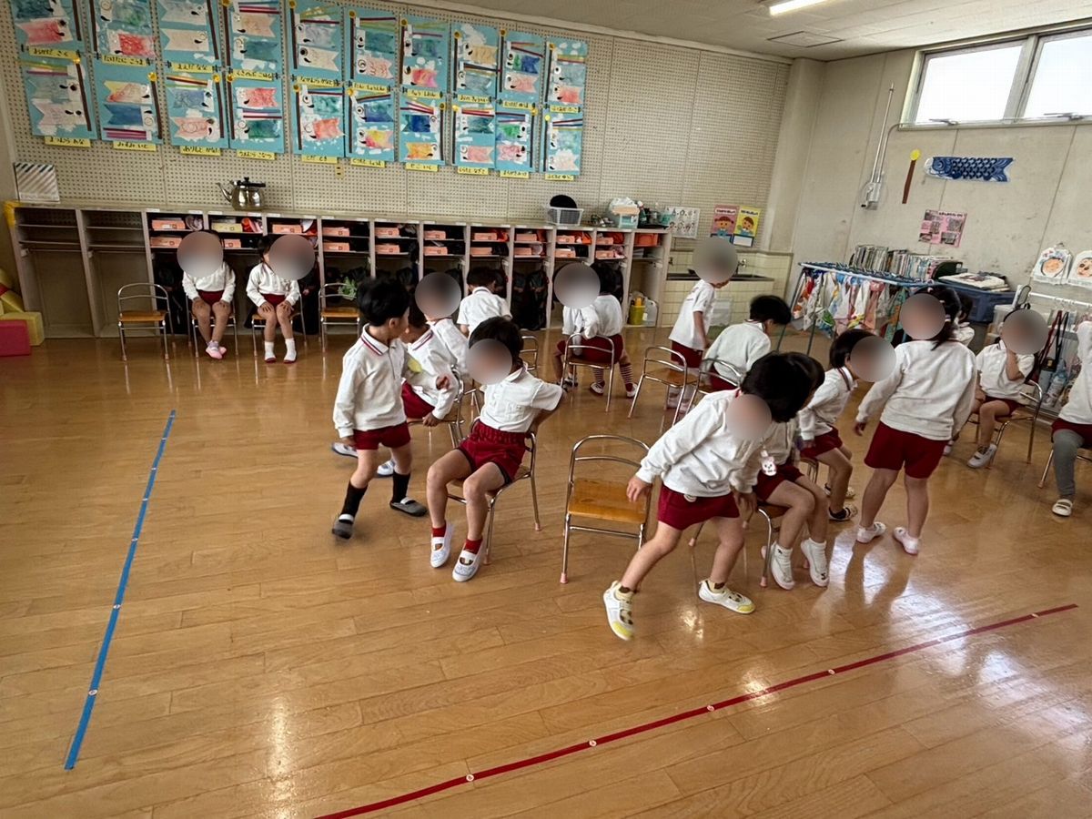 4 椅子取り2 4 椅子取り2