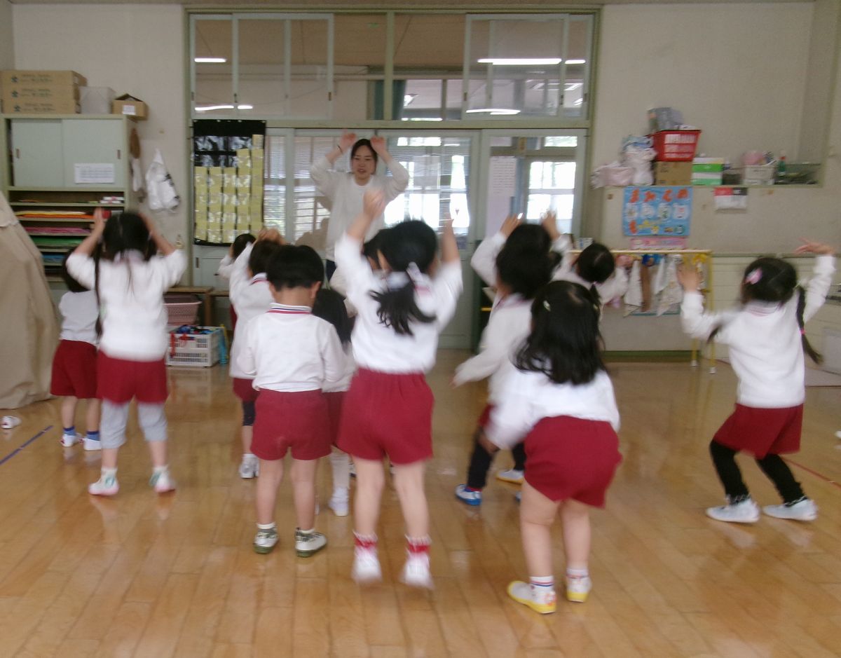 3歳体操(ひ) (1) 3歳体操(ひ) (1)