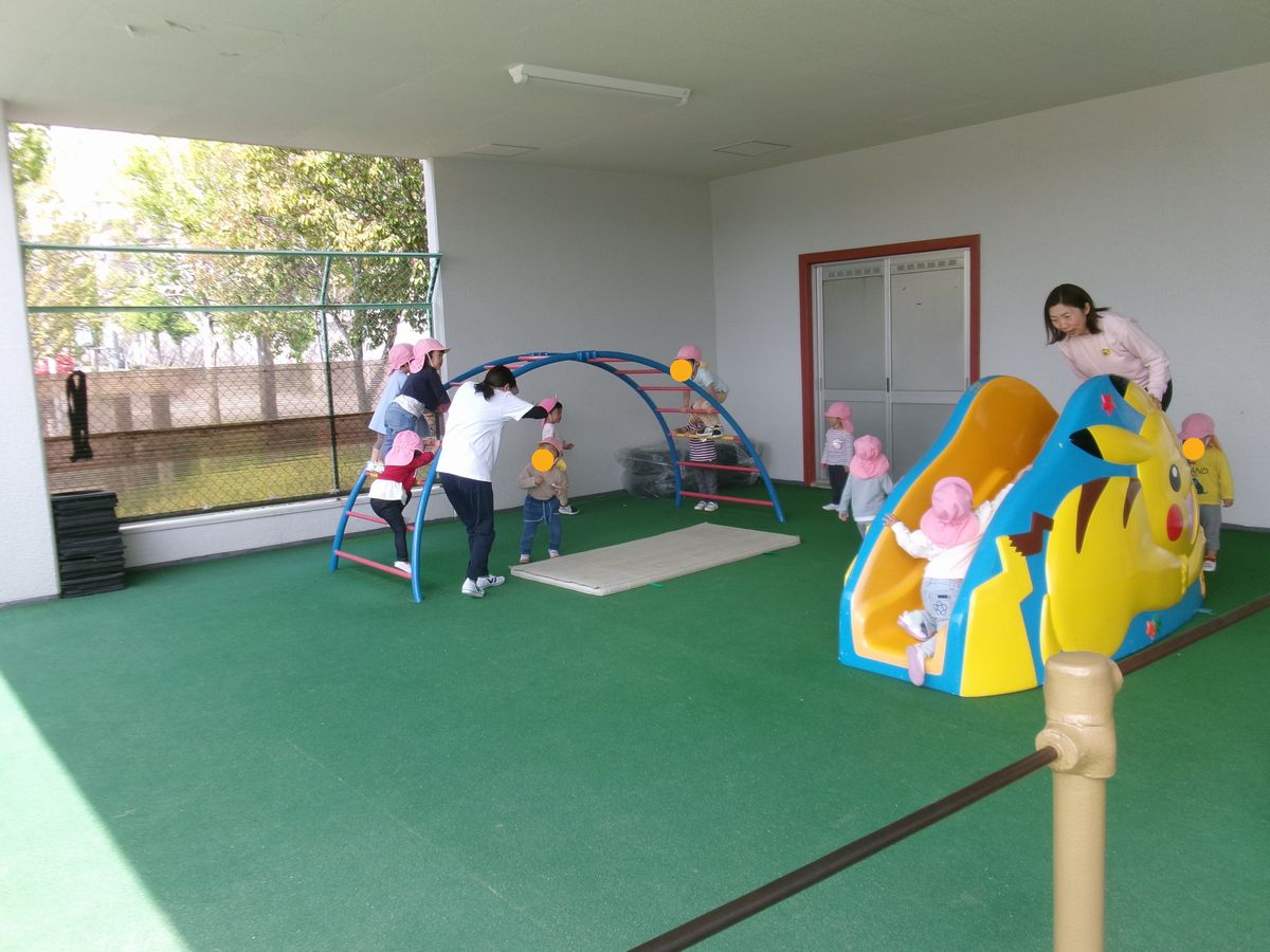 2歳人工芝 (2) 2歳人工芝 (2)