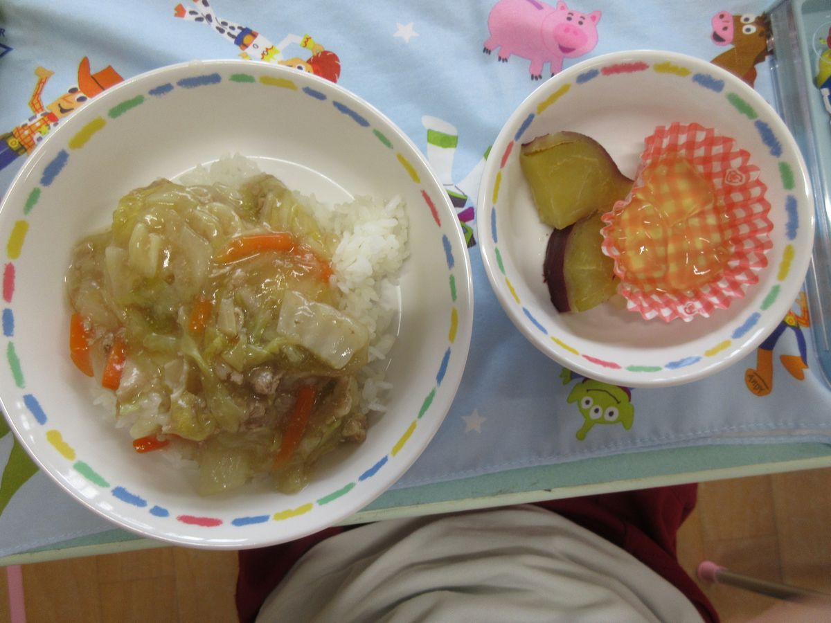 給食 (1) 給食 (1)
