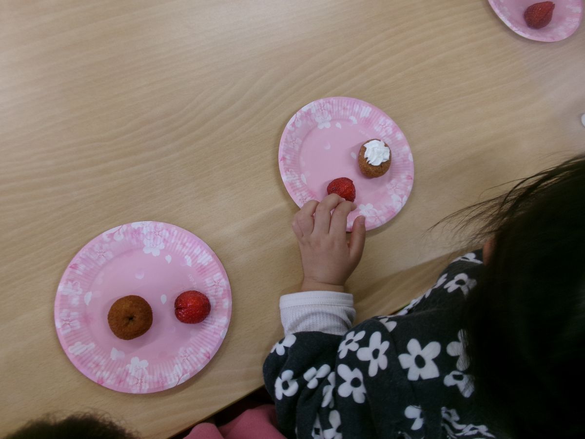 2歳児の2ケーキ (1) 2歳児の2ケーキ (1)