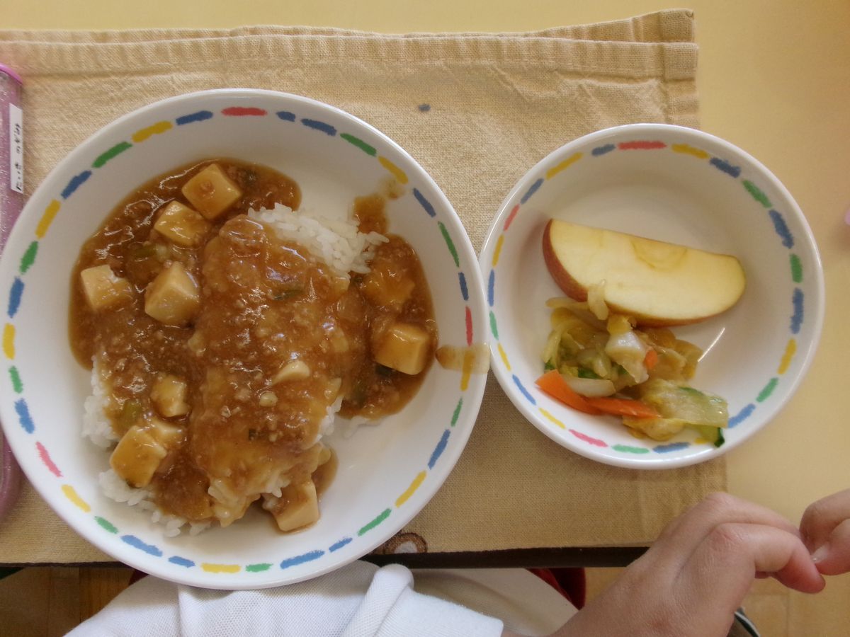 給食 (4) 給食 (4)