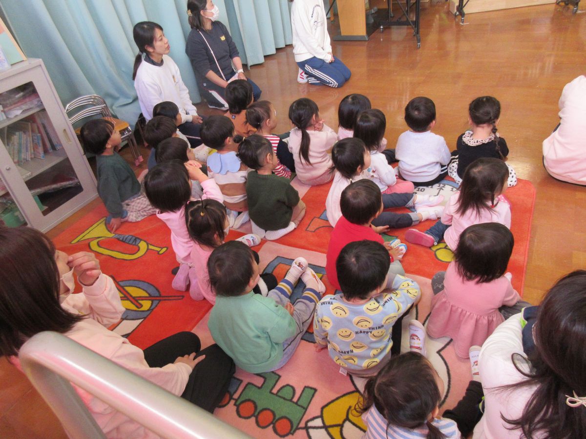 2歳見学 (4) 2歳見学 (4)