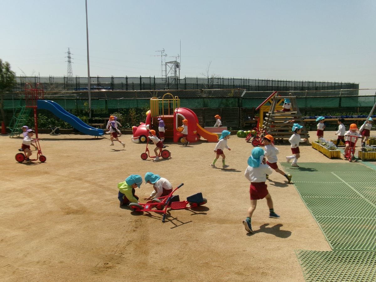 4歳 (1) 4歳 (1)