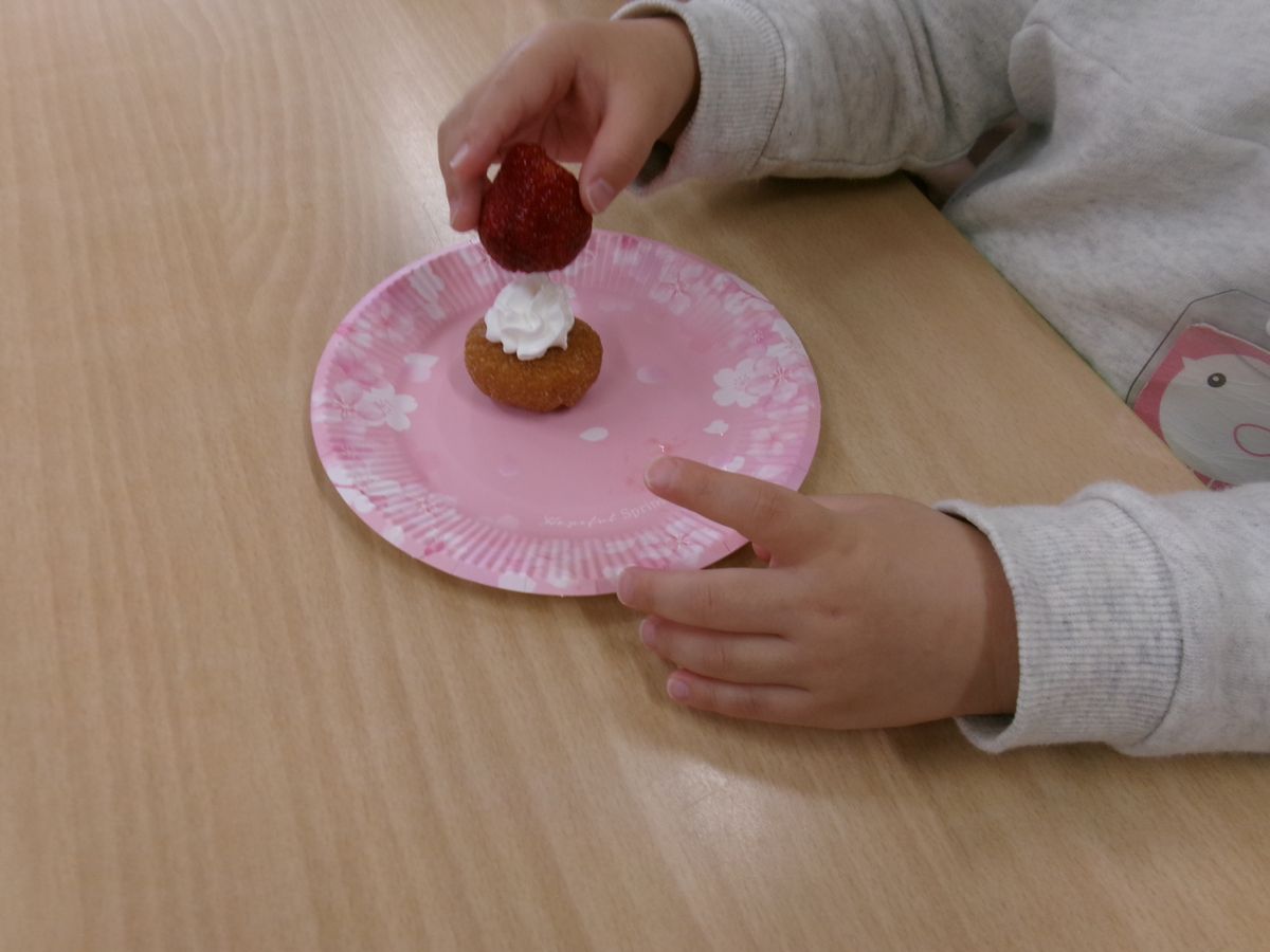 2歳児の2ケーキ (4) 2歳児の2ケーキ (4)