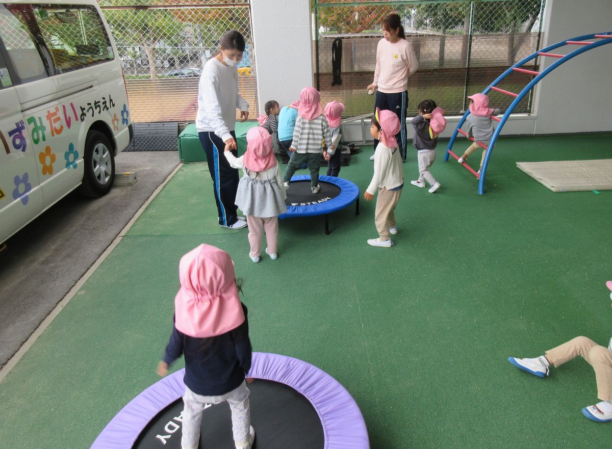 2歳 (4) 2歳 (4)