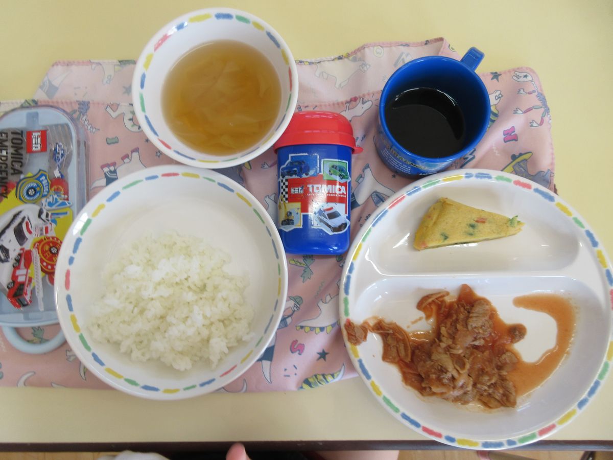 給食 (2) 給食 (2)