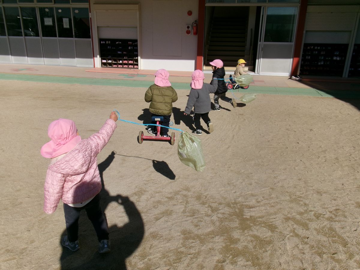 2歳 (4) 2歳 (4)