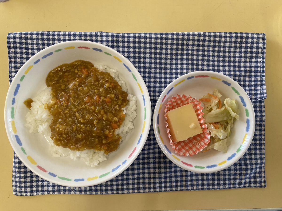 給食