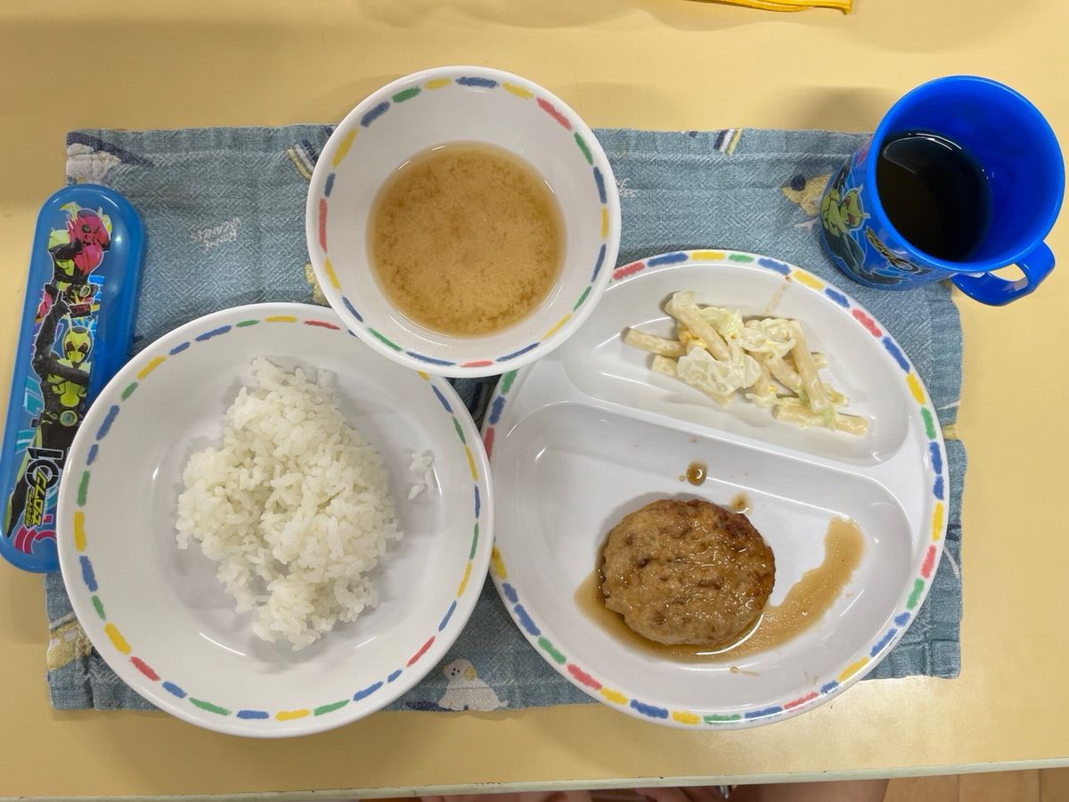 給食