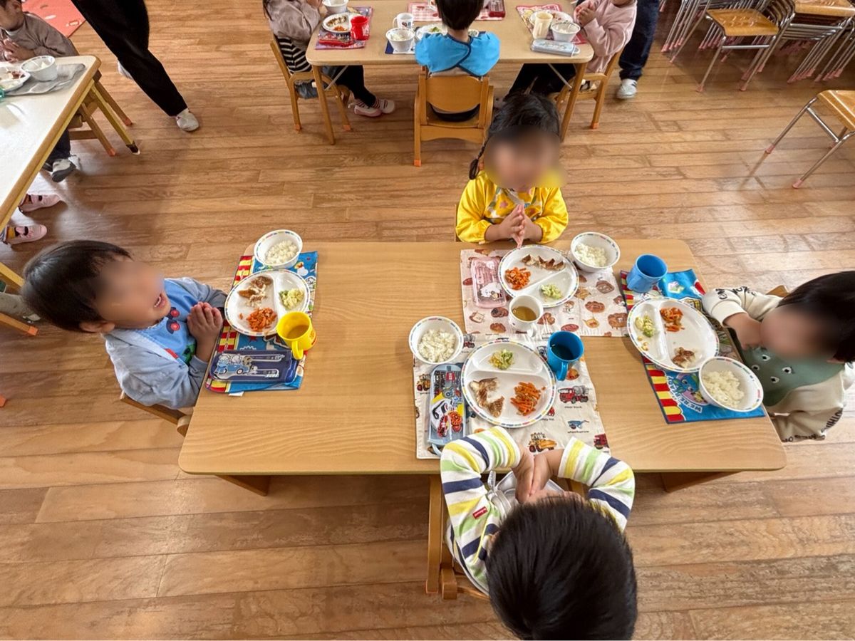給食2歳2 給食2歳2