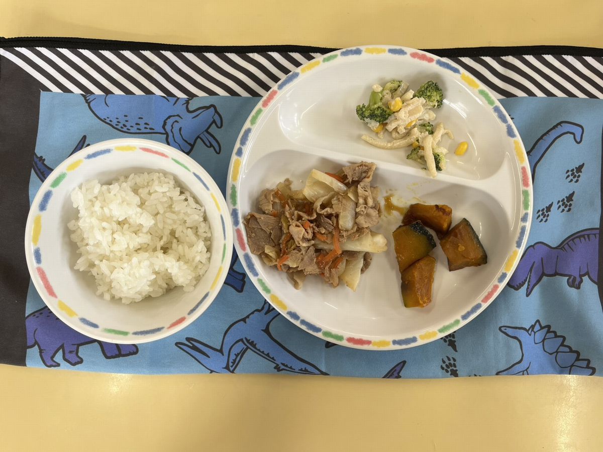 給食