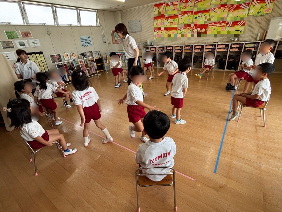 4椅子取り