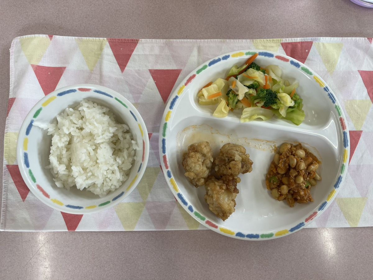 給食
