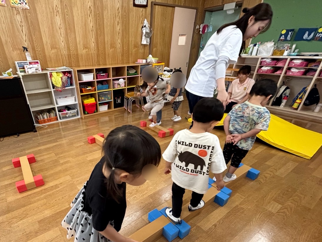 ２サーキット３