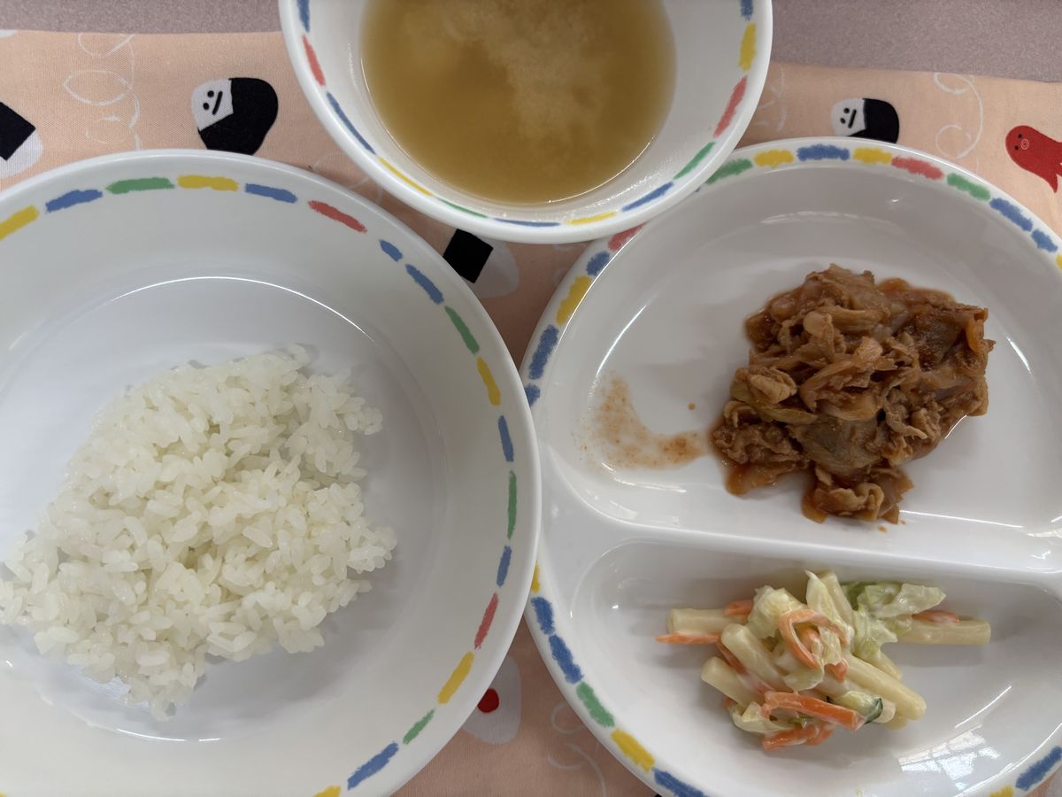 給食
