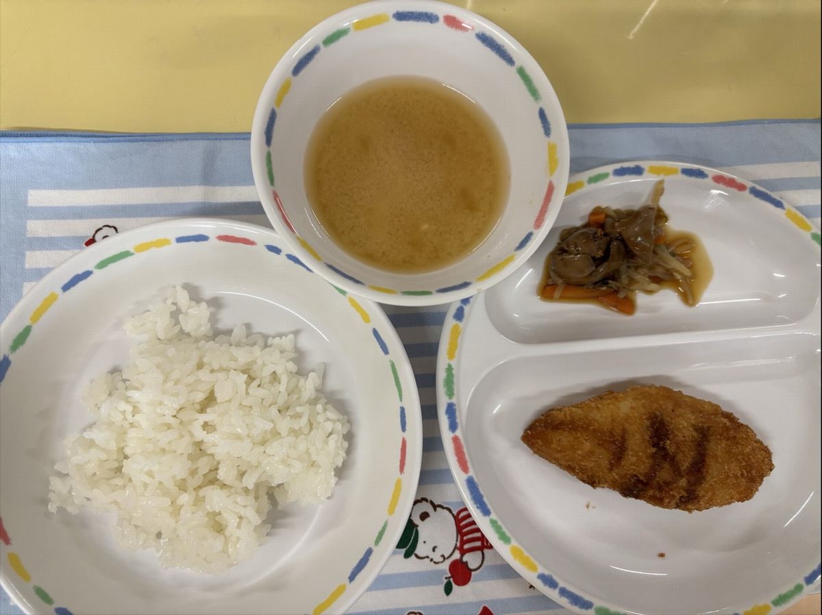 給食